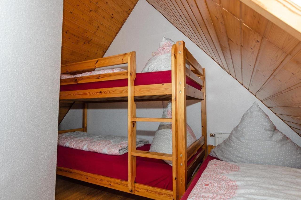 3-R-Ferienwohnung-Fuer-4-Personen-In-Schaprode-Auf-Ruegen-Zi3 المظهر الخارجي الصورة